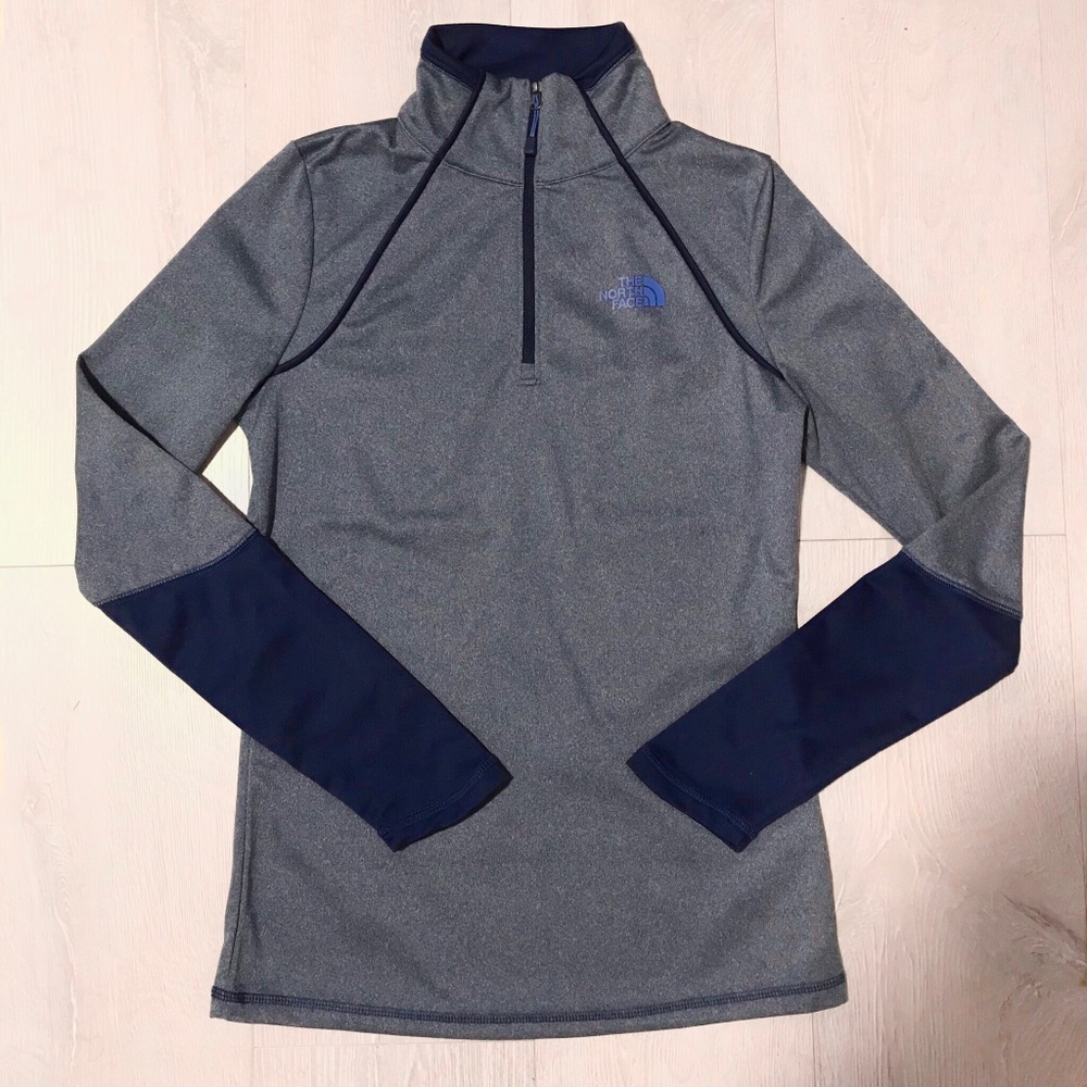 NWOT - Women’s Blue North Face 1/4 Zip Pullover
